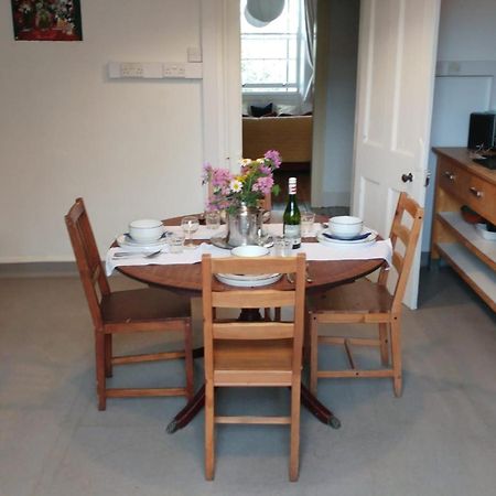 Tortilla Towers Bridport Esterno foto